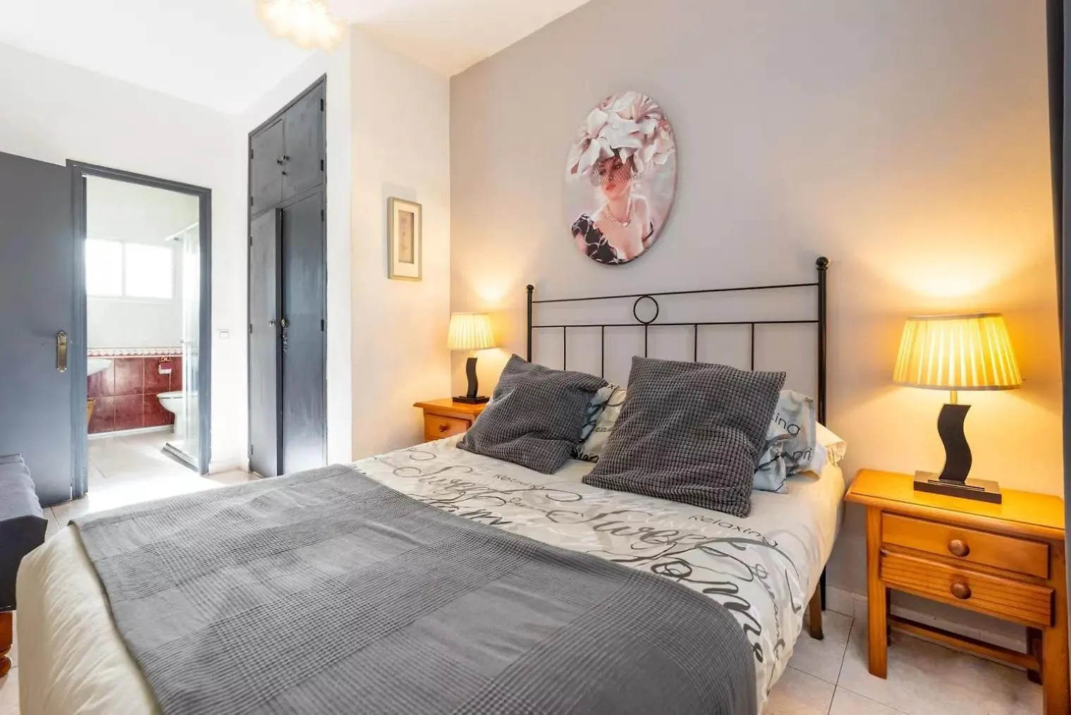 4 Bedroom 6 Guests Apartment 60M From Beach Torremolinos